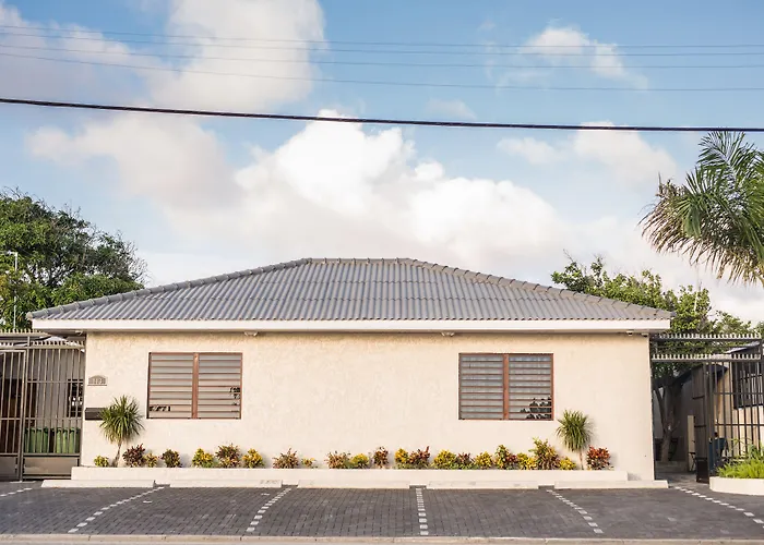 The Pier Beach Inn & Suites